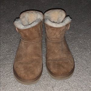 Mini Bailey Button II UGG boots